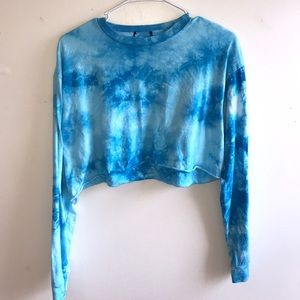 Blue Tie-Dye Long Sleeve Cropped Tee